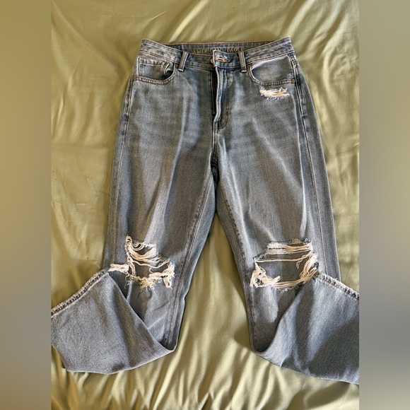 American Eagle Jeans - Picture 2 of 5